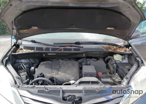 2017 Toyota Sienna Le 8 Passenger из США, поврежденный, VIN 5TDKZ3DC1HS847347